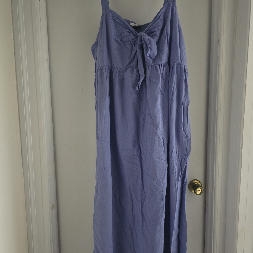 Lavender Sleeveless Maxi Dress